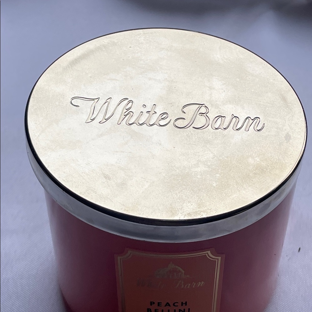 White Barn Peach Bellini Candle Bath and Bodyworks - Picture 3 of 8
